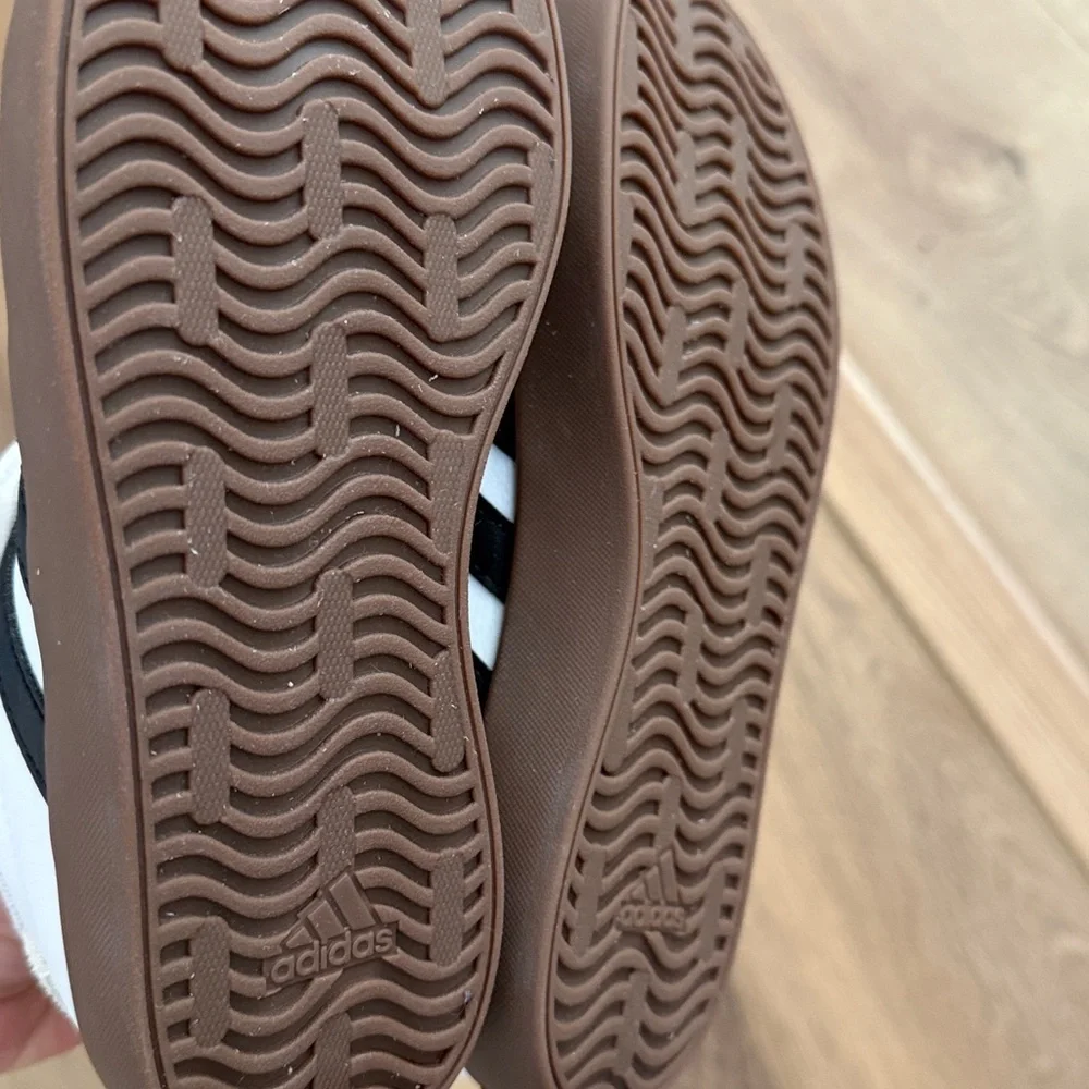 Kids White Adidas with Black Stripes and Brown Sole